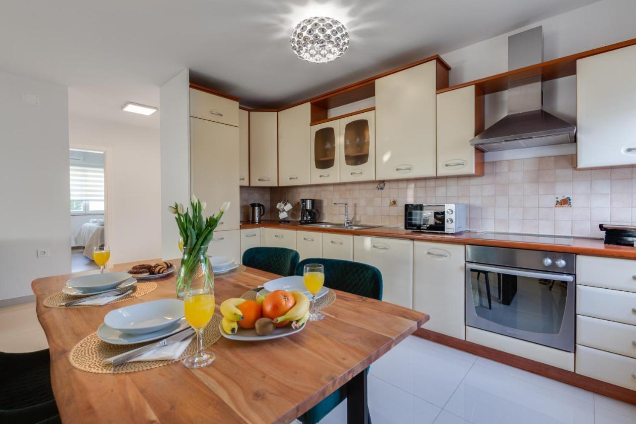 Elegant Two Bedroom Apartment Zadar Buitenkant foto