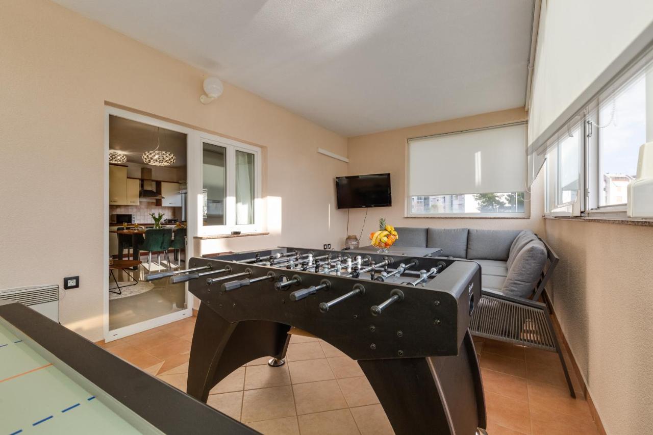 Elegant Two Bedroom Apartment Zadar Buitenkant foto