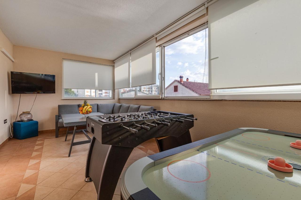 Elegant Two Bedroom Apartment Zadar Buitenkant foto