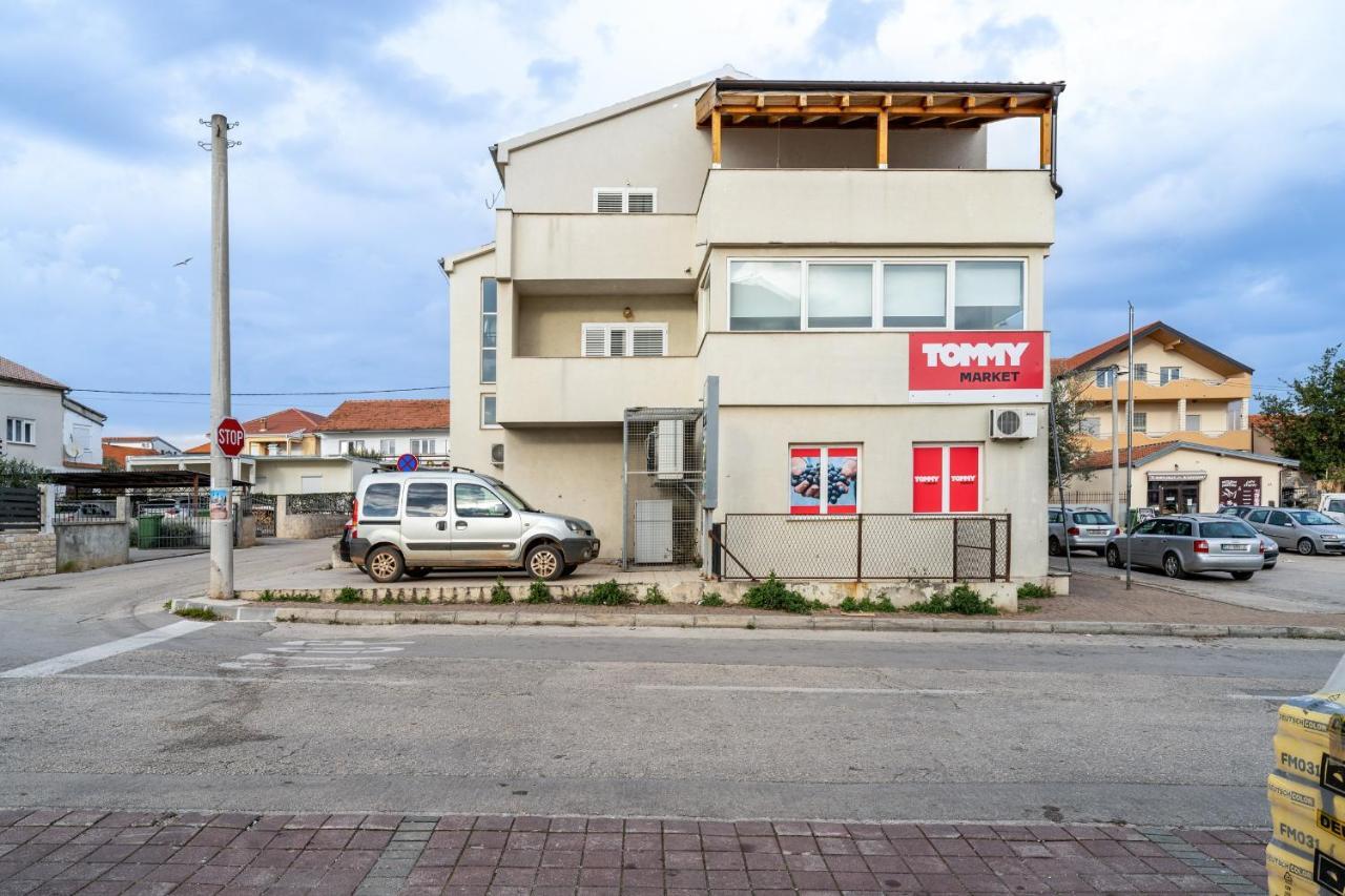 Elegant Two Bedroom Apartment Zadar Buitenkant foto