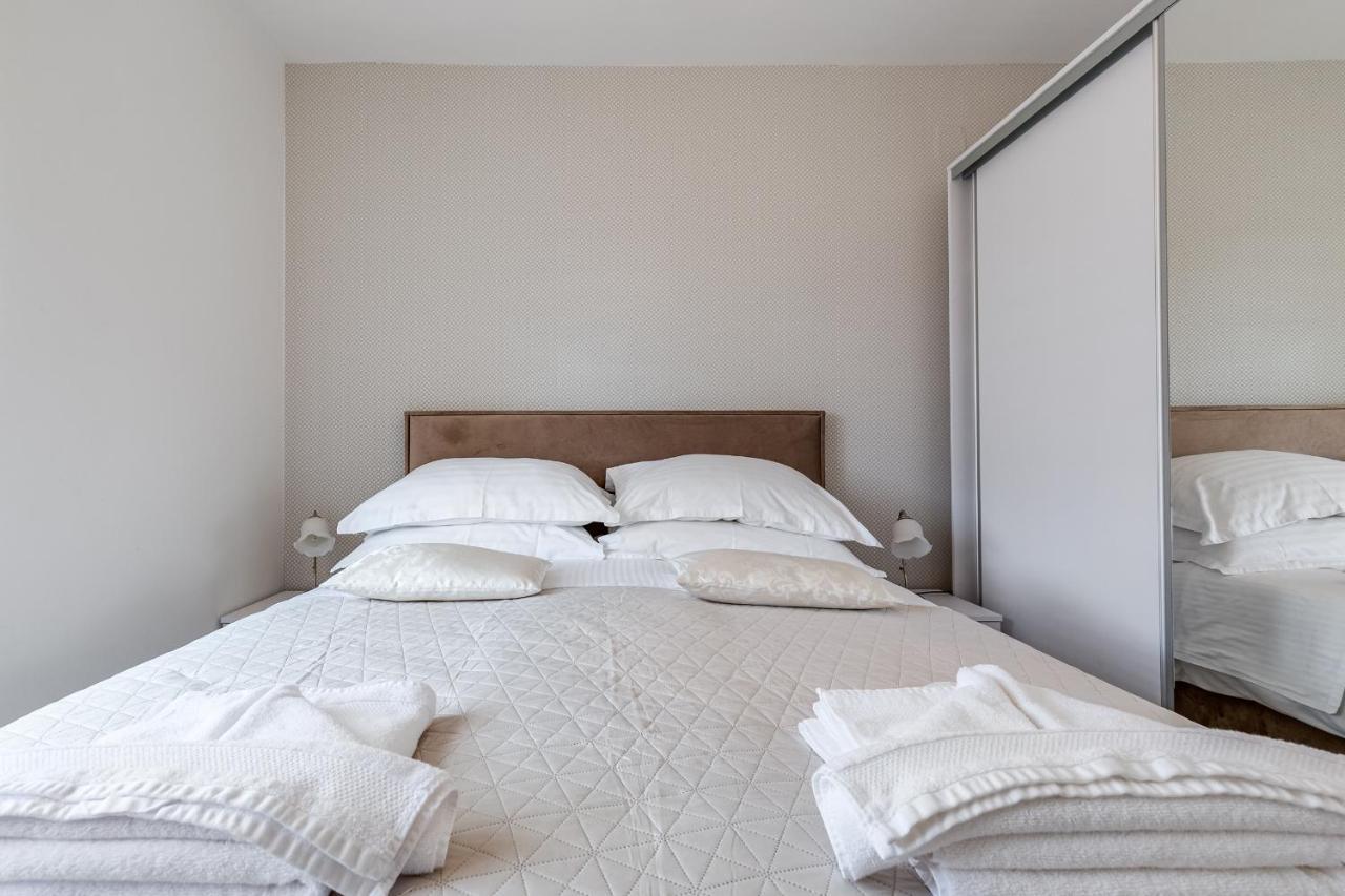 Elegant Two Bedroom Apartment Zadar Buitenkant foto